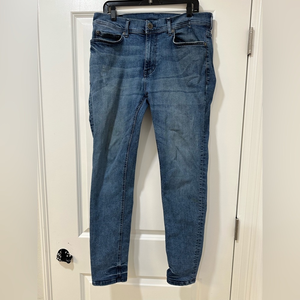 Seven7 Men's Slim Fit Denim Jeans